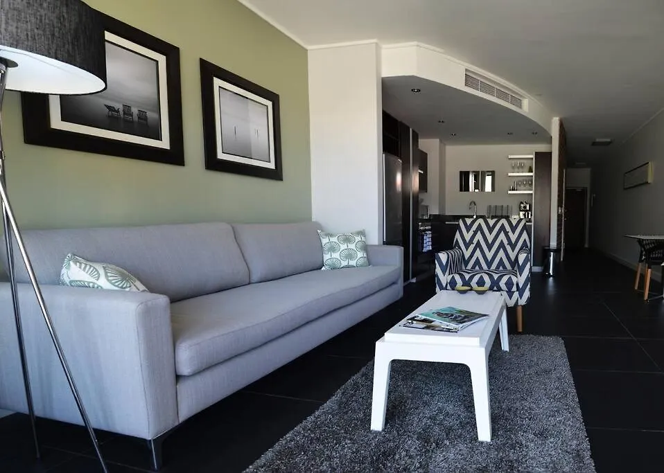 Apartment Lovely 1-Bedroom De Waterkant Apt With Parking And Wifi Cape Town
